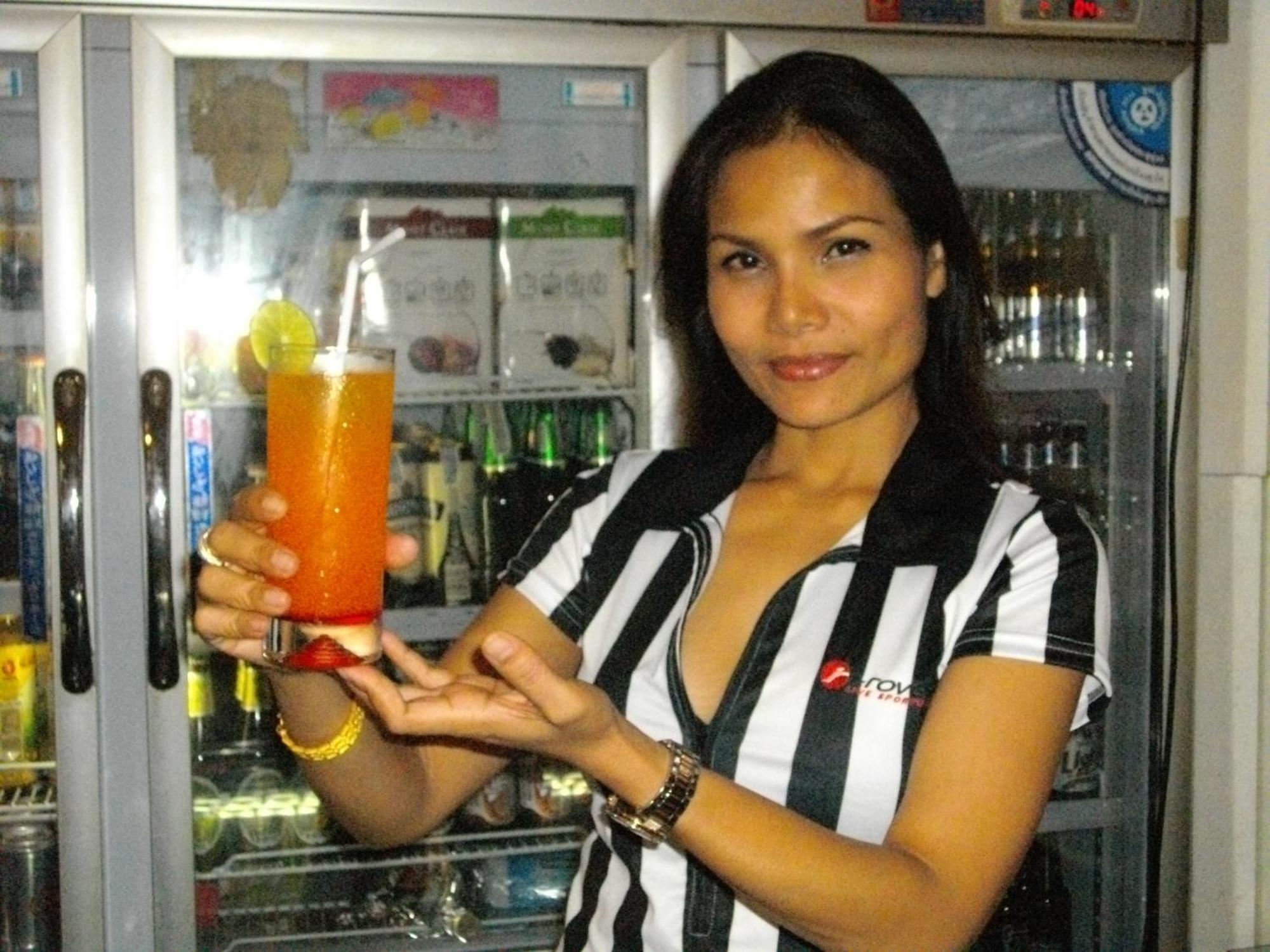 I Rovers Pattaya Εξωτερικό φωτογραφία